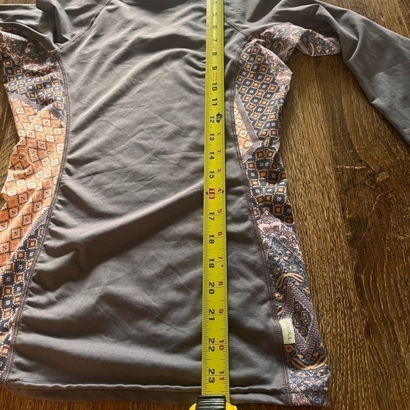 O’NEILL PREORMANCE FIT small long sleeve grey - Picture 6 of 9